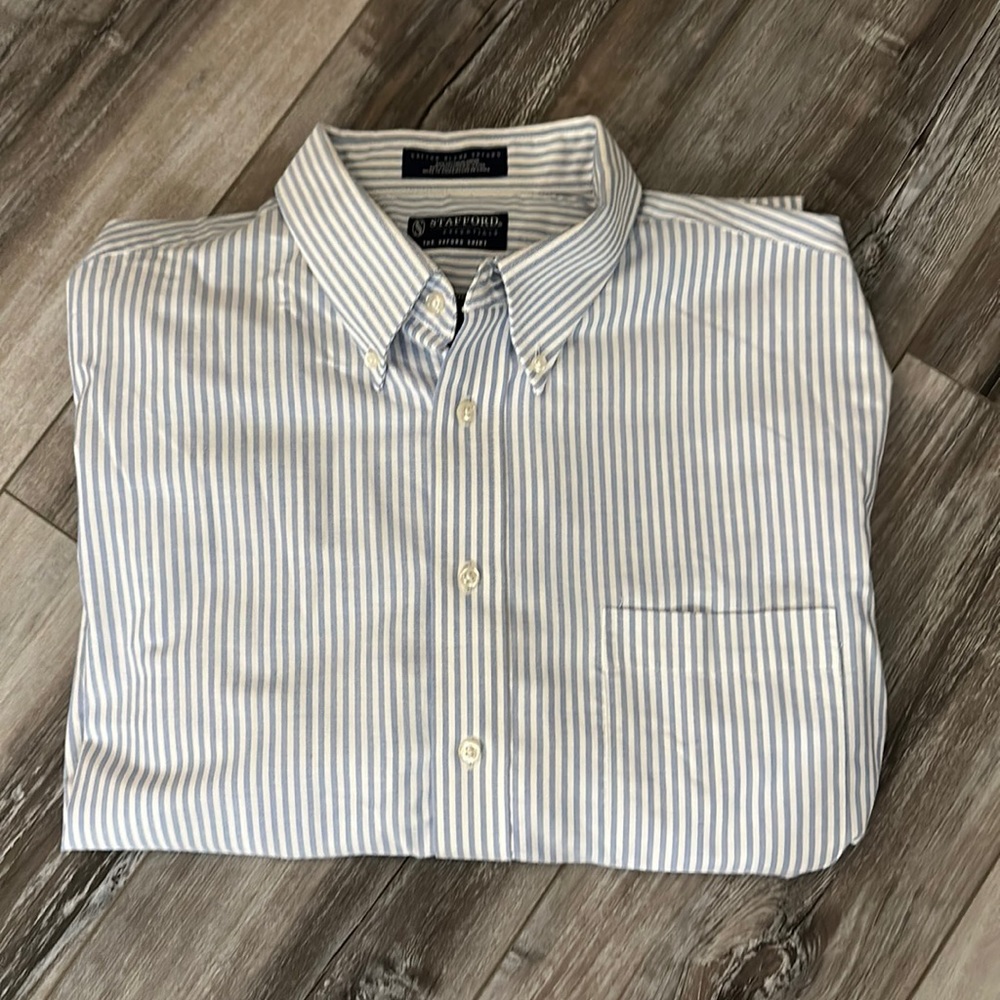 Men’s Oxford button down